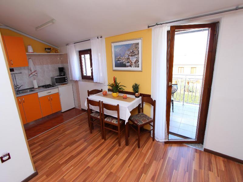 Rooms And Apartment Matosevic Rovinj Exterior photo